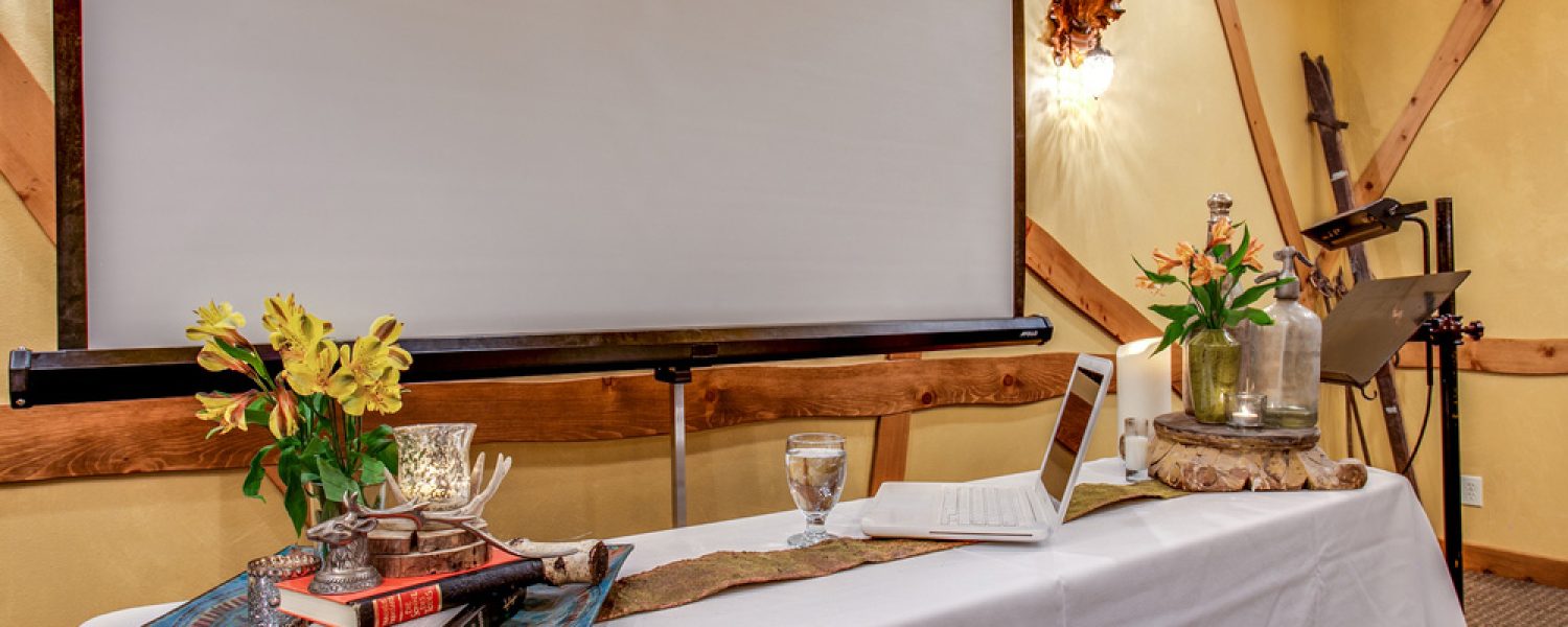 Bavarian-Lodge-meeting-room7